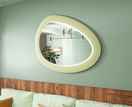 Asymetrické LED zrkadlo s rámom z MDF L310